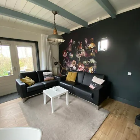 B & Buitenlust Dom wakacyjny